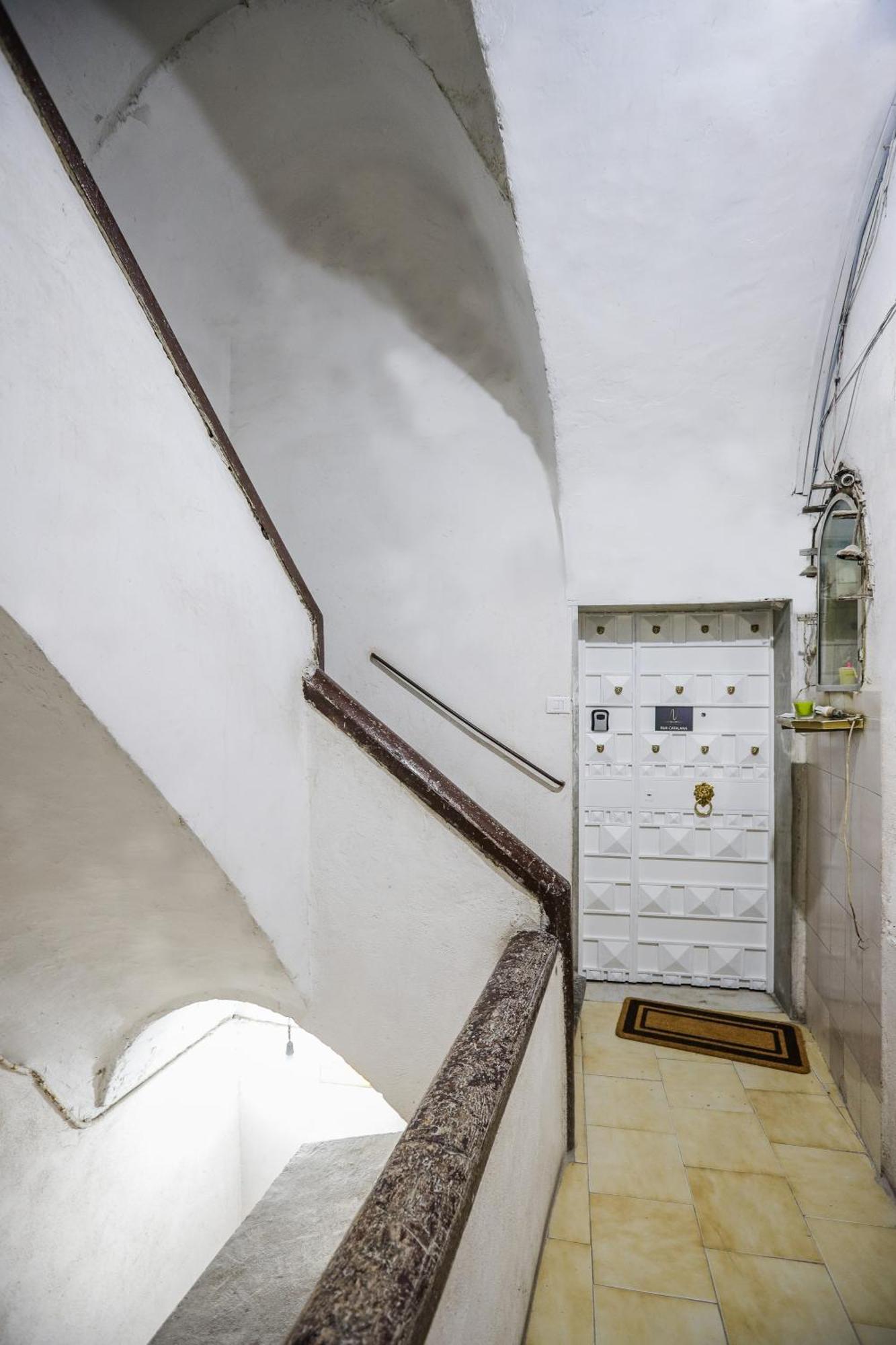 Napolidays Rua Catalana Apartamento *